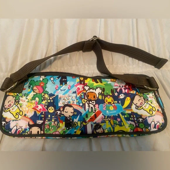 Tokidoki Bags 2009 Tokidoki
Celebrazione Carezza New Year belt bag bum bag - Picture 4 of 4